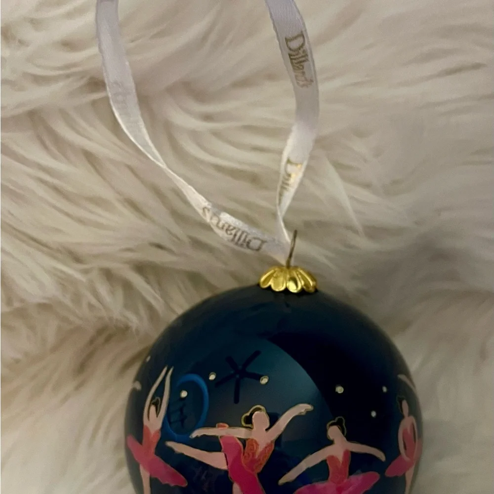2015 DILLARDS‎ 